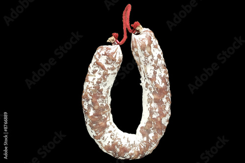 Salami hängend freigestellt