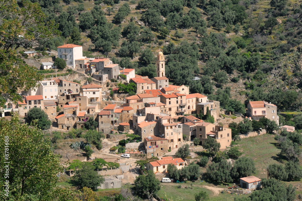 Le village d'Avapessa en Corse