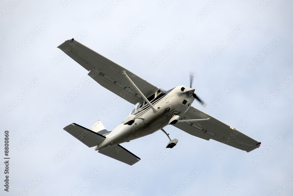 Naklejka premium Small propeller airplane for recreational use