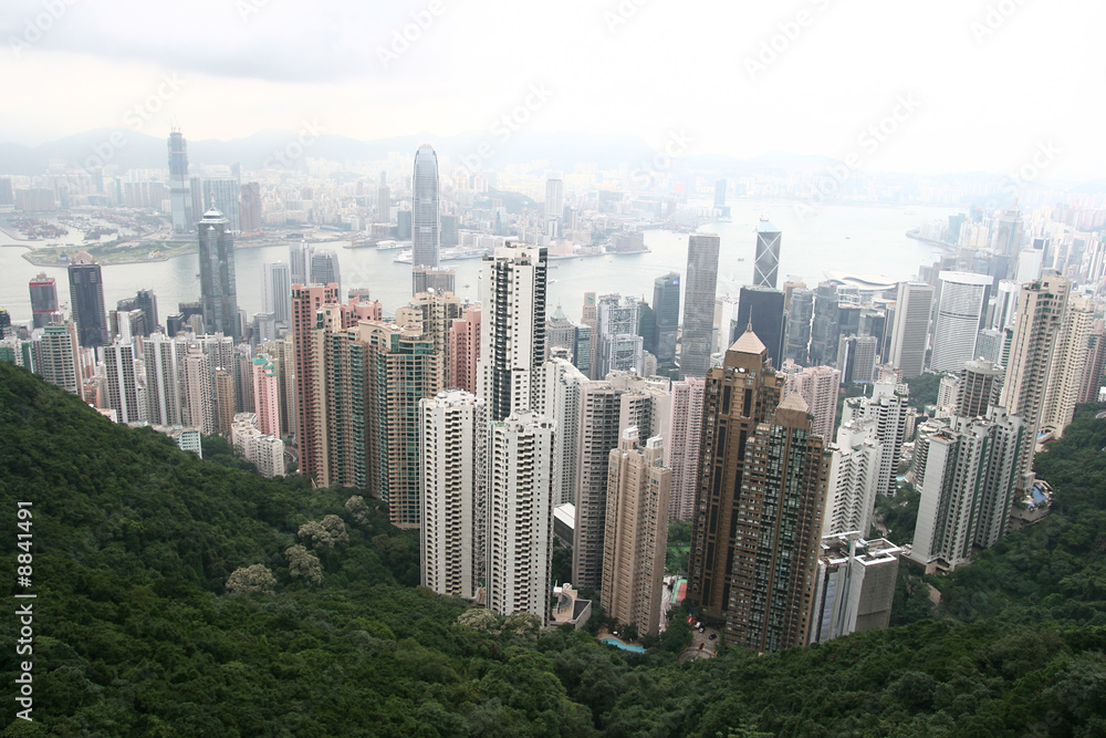 Hong Kong skyline from Victoria peak on a cloudy day.