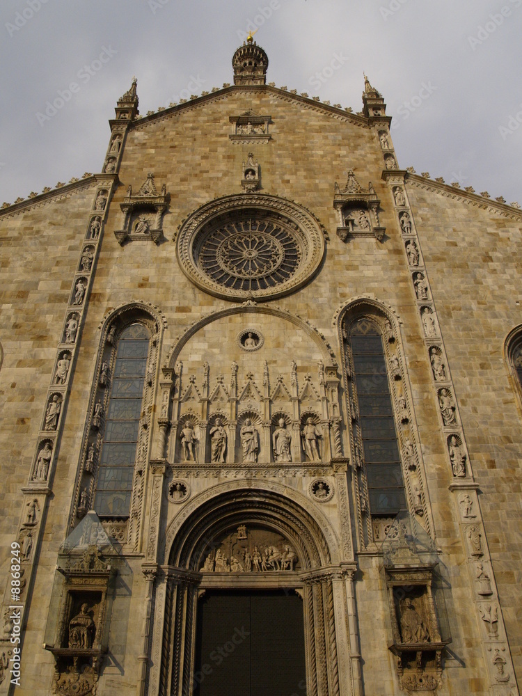 Portada de la catedral de Como (Italia)
