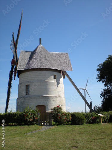 L'éolienne et son ancêtre