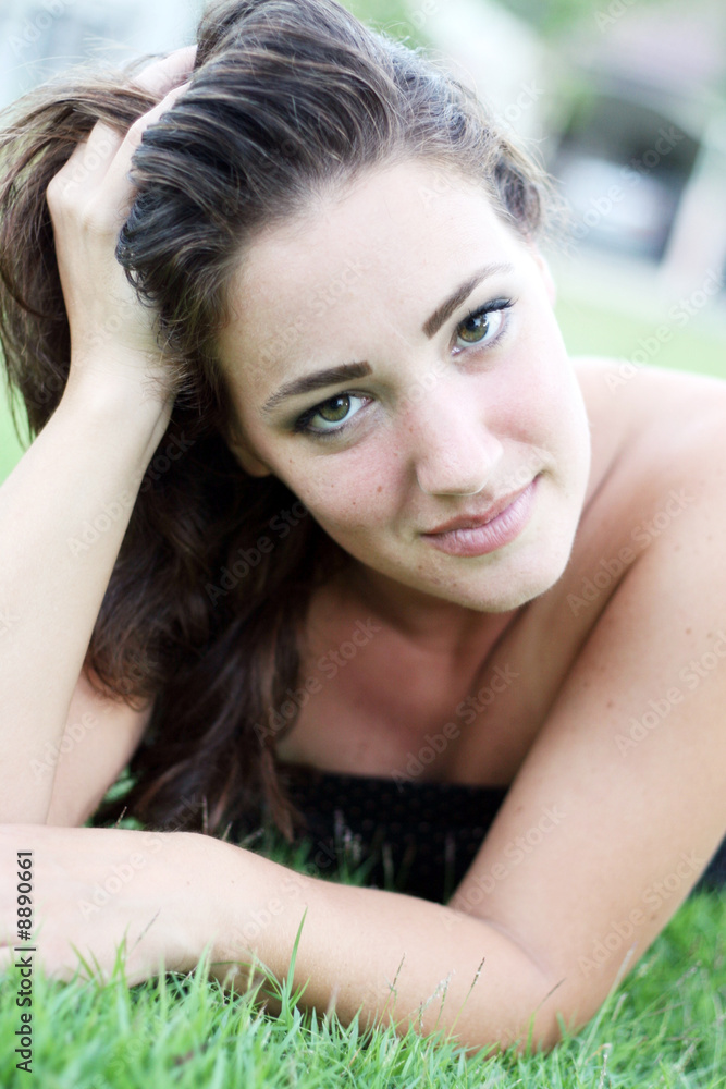 Obraz premium Woman in the park