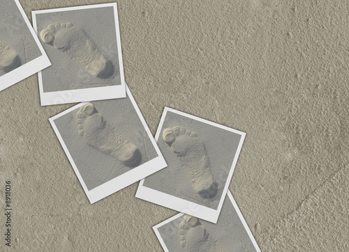 Camminata sulla sabbia (Polaroid Collage) photo