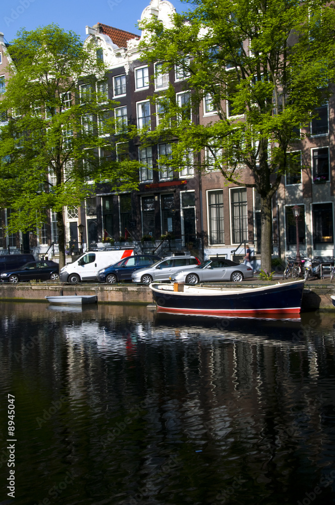 amsterdam canal boats homes business offices europe