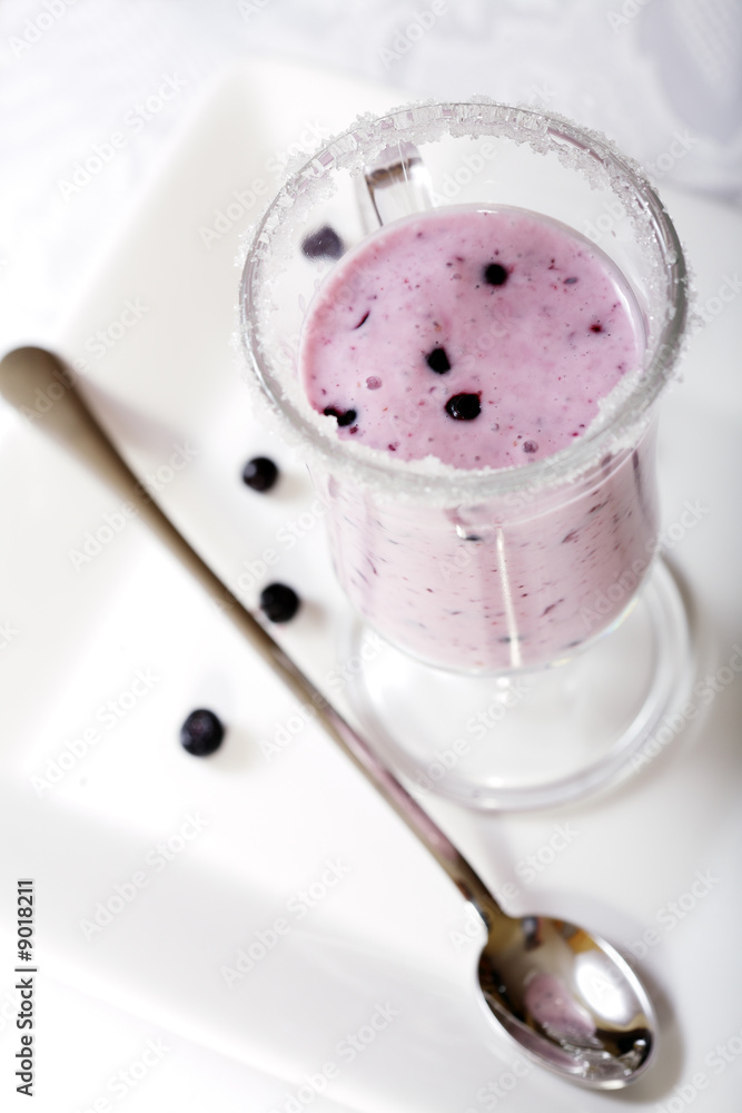 fresh berries fruit smoothies. fresh berries fruit smoothies.