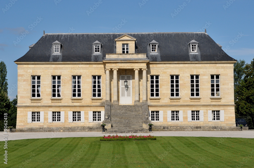Fototapeta premium château en bordelais 3