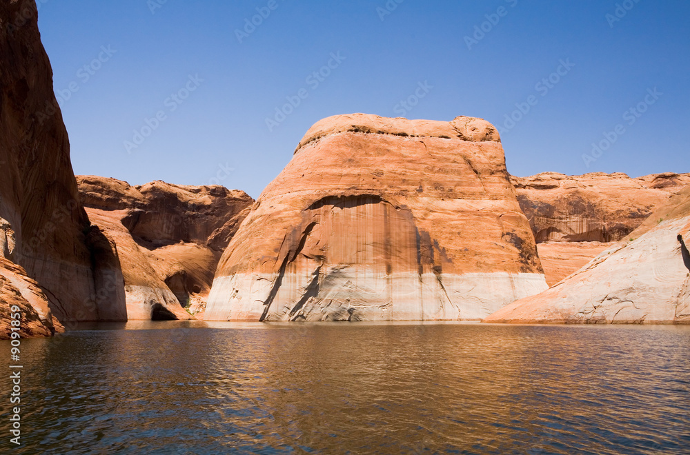 Lake Powell Canyon Formations