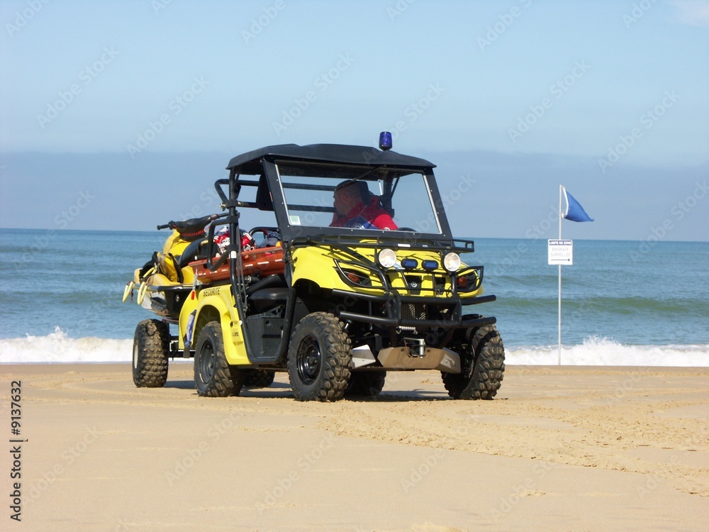 Obraz premium plage surveillée