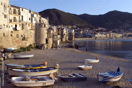 Wasserfront,Waterfront in Cefalu, Sizilien