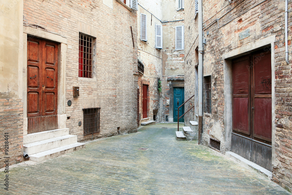 Alley in a small, old Italian town