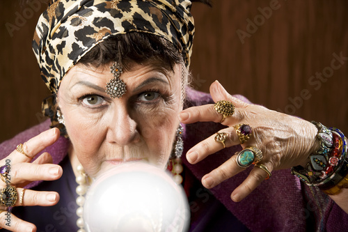 Slika na platnu Female gypsy fortune teller with a crystal ball