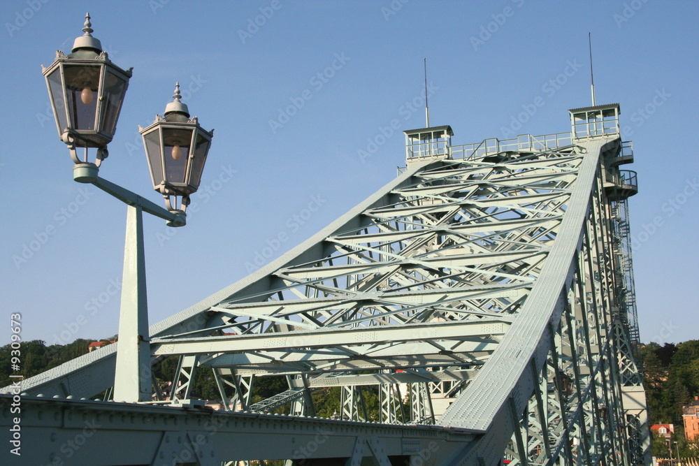 Obraz premium Blaues Wunder