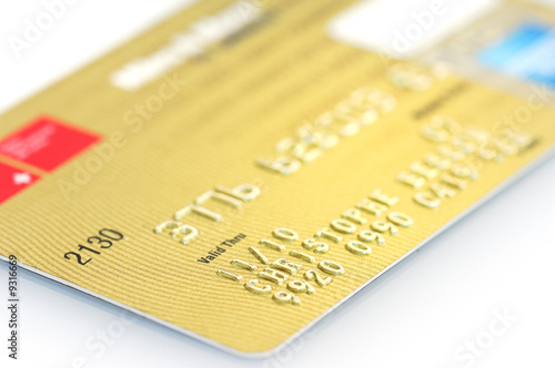 Cartes de crédit ou argent plastique