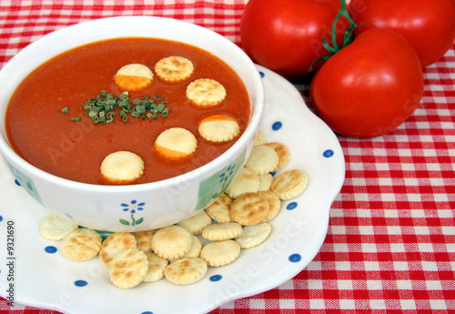 Tomato Soup with Oyster Crackers