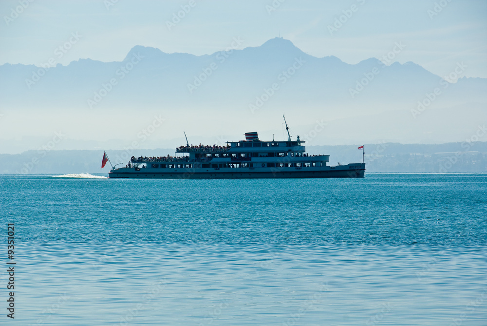 Passagierschiff auf dem Bodensee