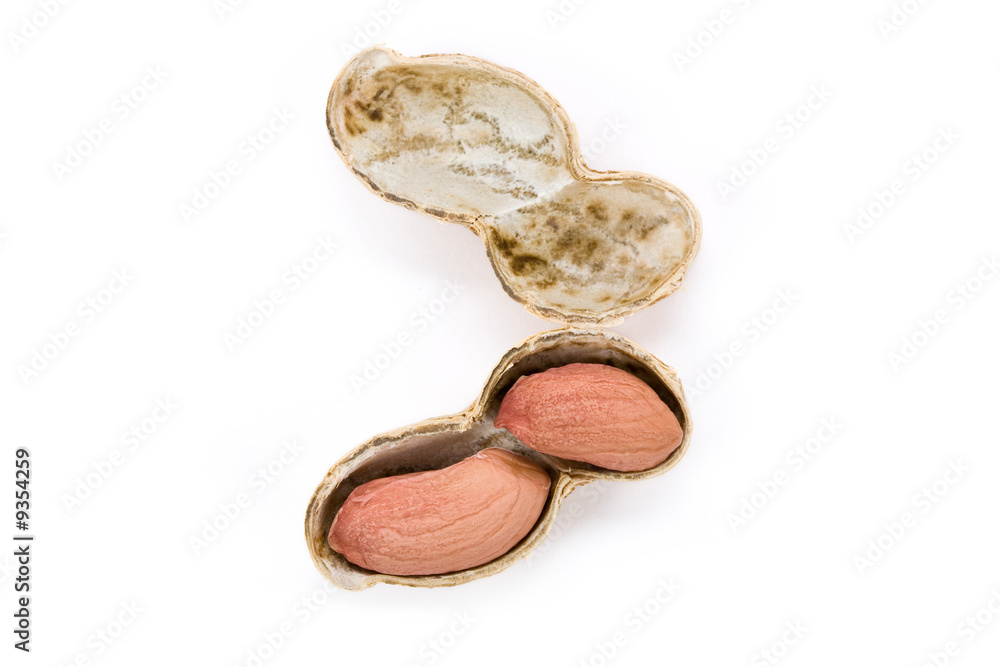 Naklejka premium Peanuts with white background, close up