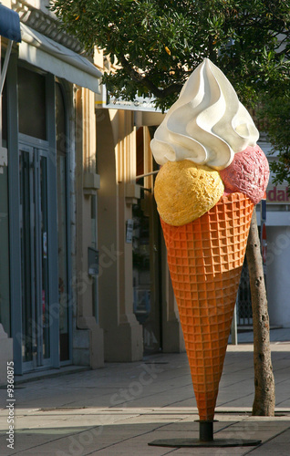 cornet de glaces géant photo