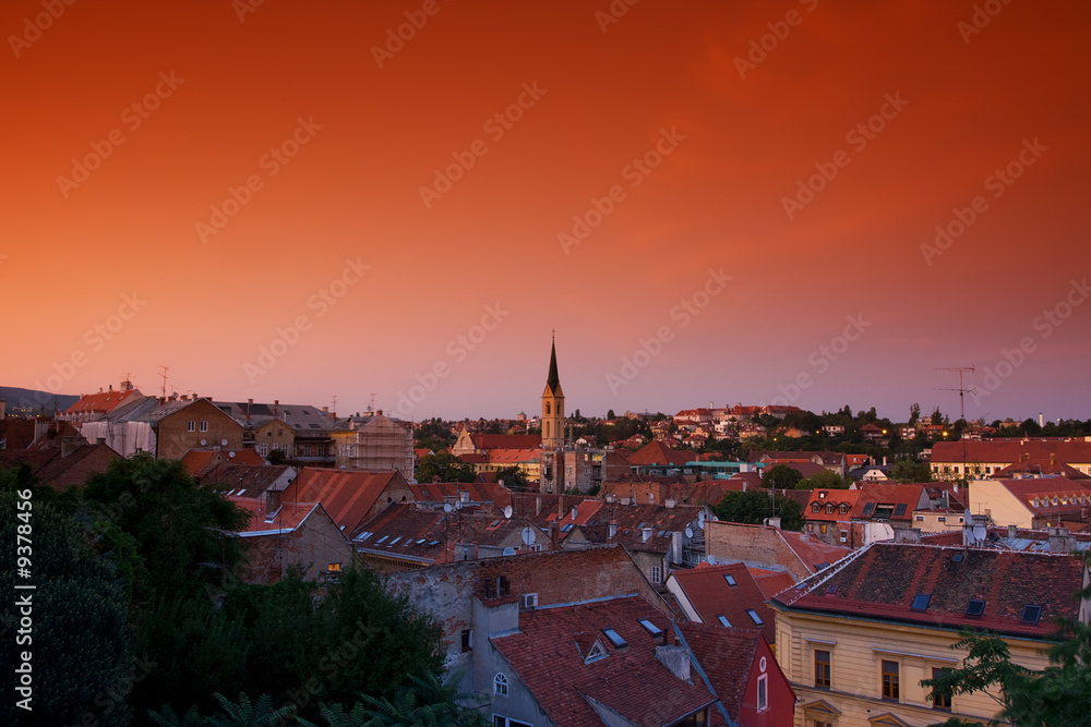 Fototapeta premium a beautiful view of Zagreb at the sunset