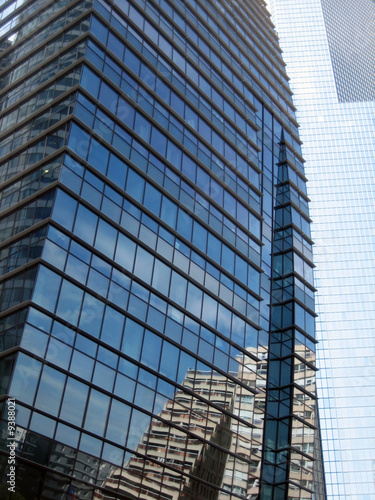 Building miroir