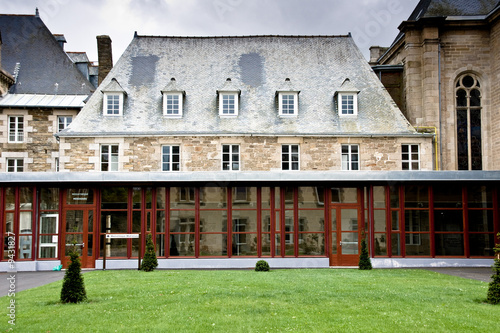 Architecture bretonne (ancien couvent à Lannion) photo