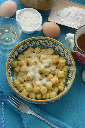 Gnocchi di patate Sgranfgnòn - Primi Emilia Romagna photo