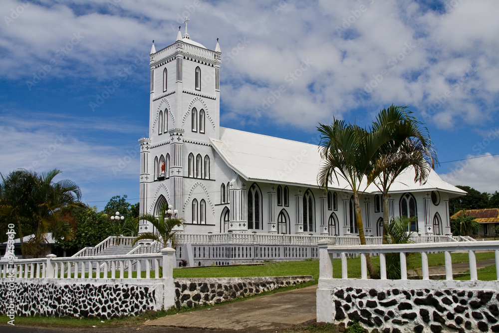 white samoan church on a clear day