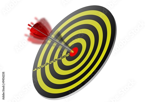 target with arrow photo