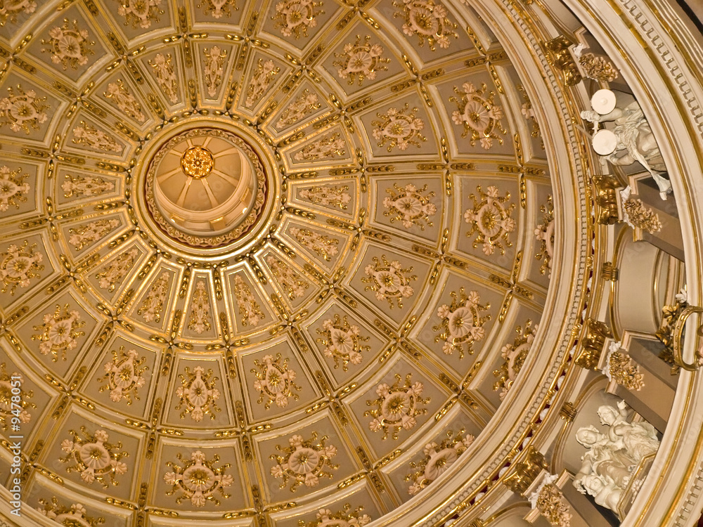 The rich and intricate decore inside of the dome