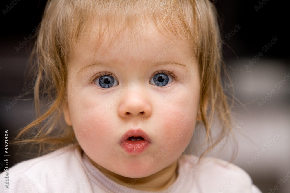 people series: little girl look in wide-eyed astonishment people series: little girl look in wide-eyed astonishment