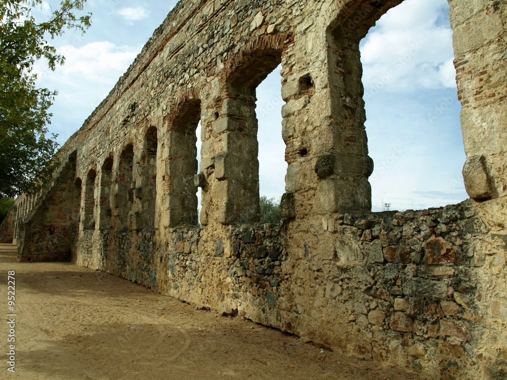 Acueducto romano San Lázaro en Mérida
