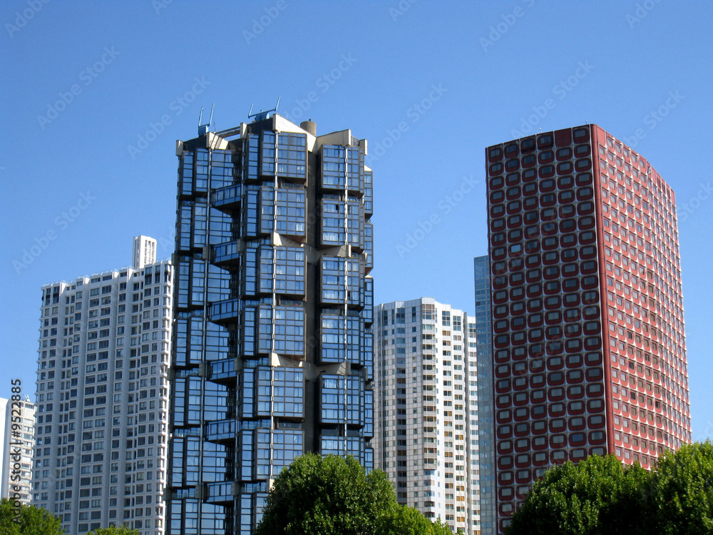 immeubles en bord de seine (Paris)