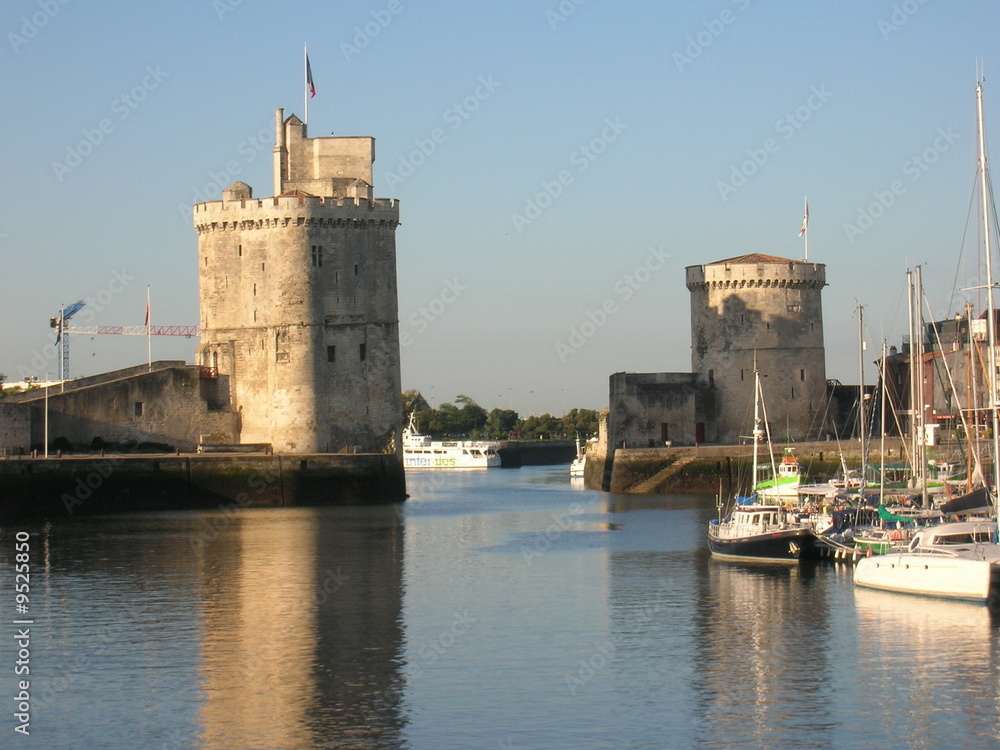 Les Tours de la Chaine et saint-Nicolas, la Rochelle
