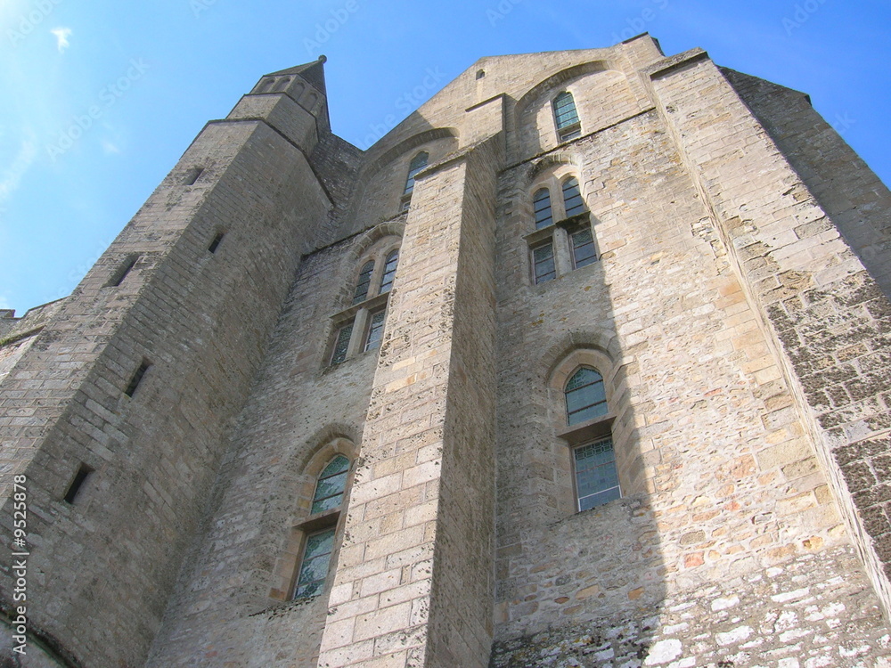 Abbaye du Mont Saint Michel, vue d'en bas...