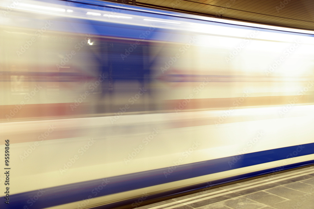 Fototapeta premium Metro en Madrid