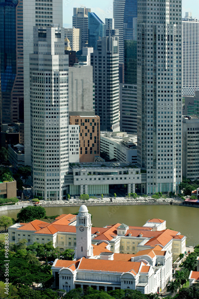 Obraz premium Skyline of modern business district and Boat Quay, Singapore