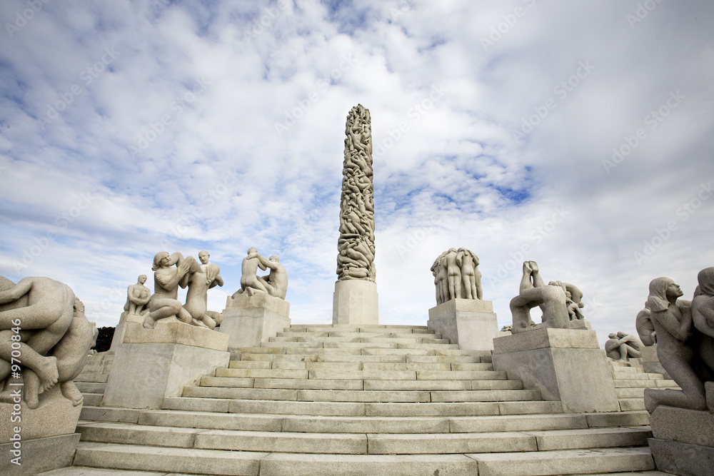 Fototapeta premium Oslo rock statue park in Norway