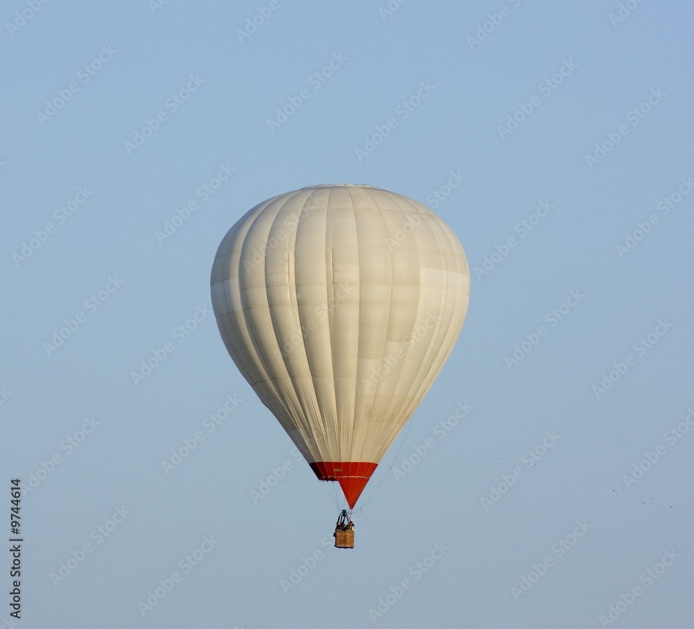balloon against a backdrop of blue sky balloon against a backdrop of blue sky