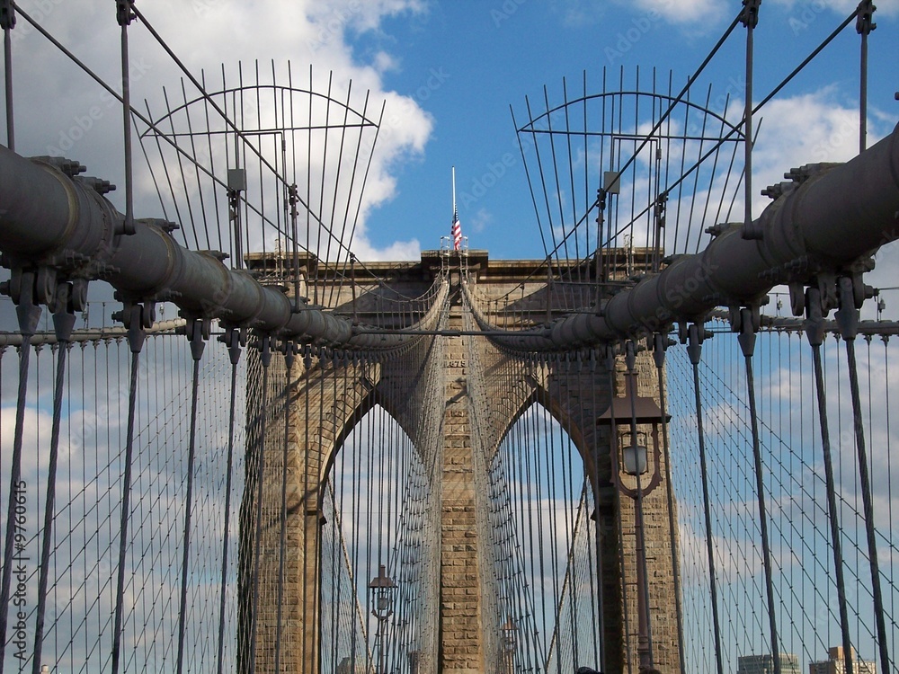 Fototapeta premium Cordages et arches du pont