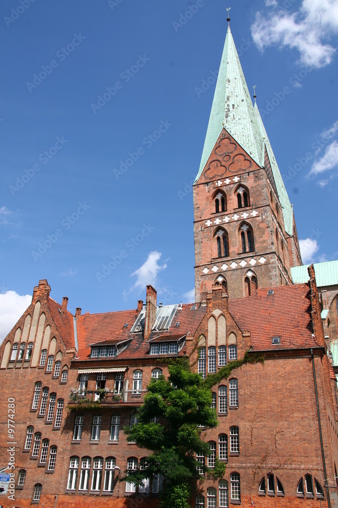 Obraz premium La cathédrale de Lubeck