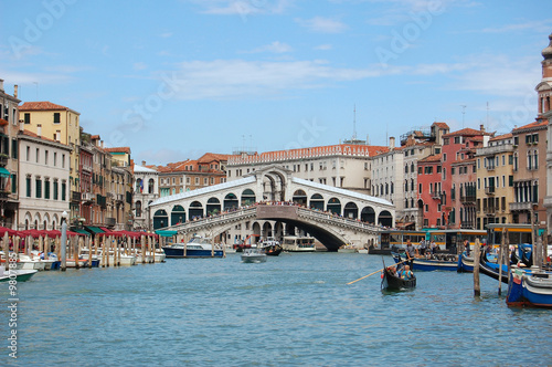 Bridge Rialto. Grandee the channel in Venice. Italy