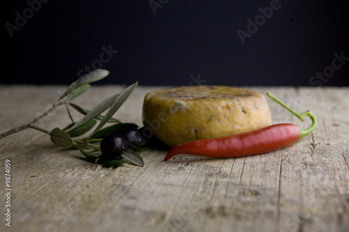 oilo e formaggio photo