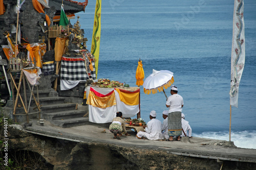 Cérémonie à  Tanah Lot
