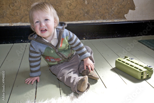 15 month old baby crying photo