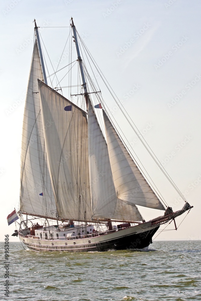 Fototapeta premium Tradycyjna żaglówka w Holandii