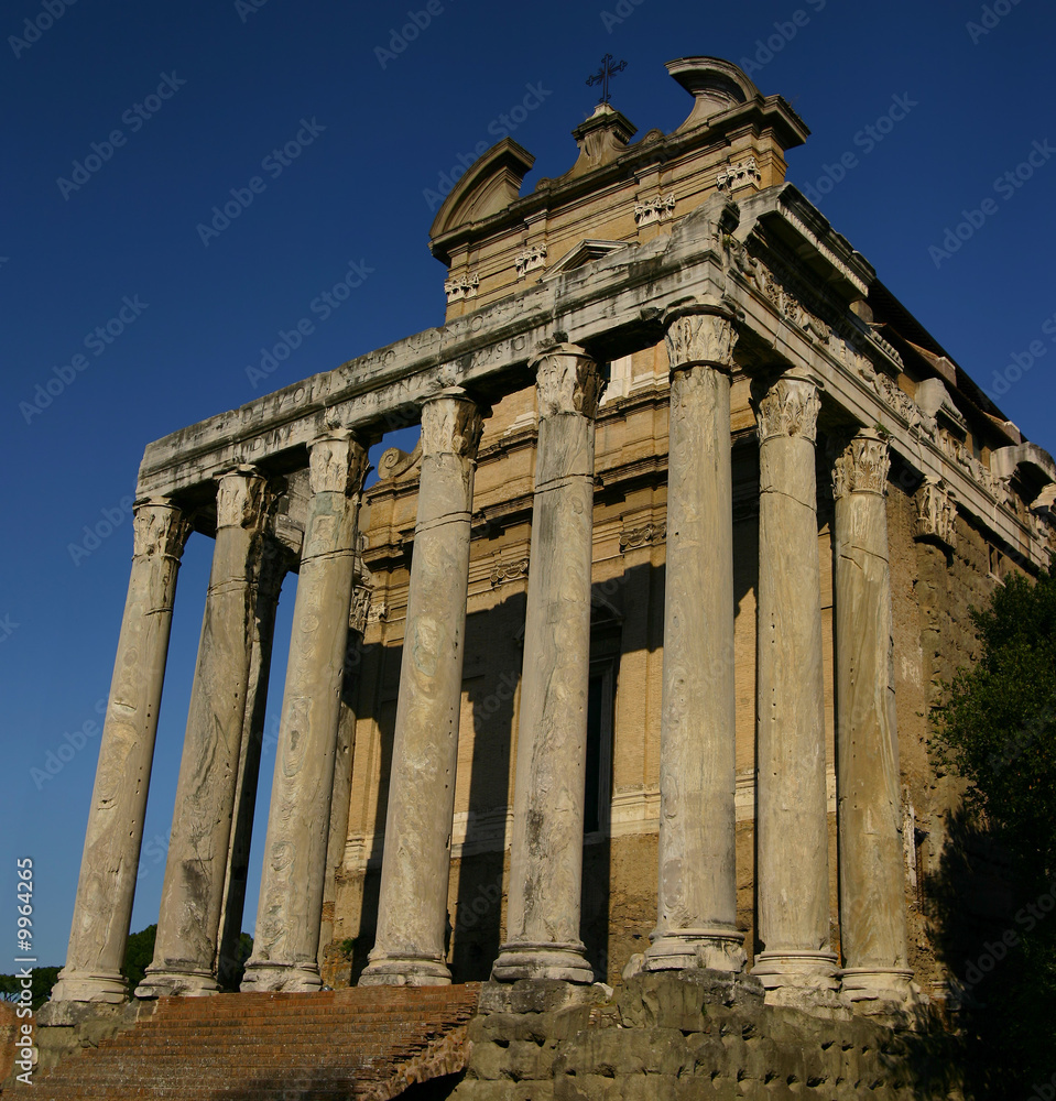 The temple of Antonio and Fautina