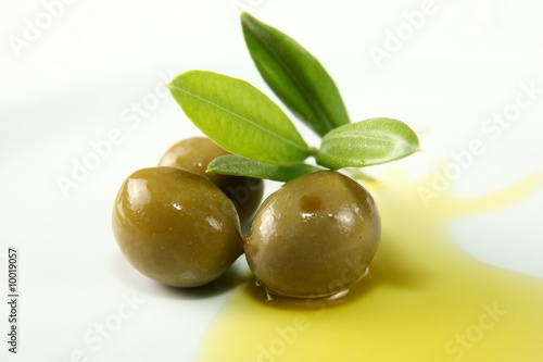 oliven mit olivenöl