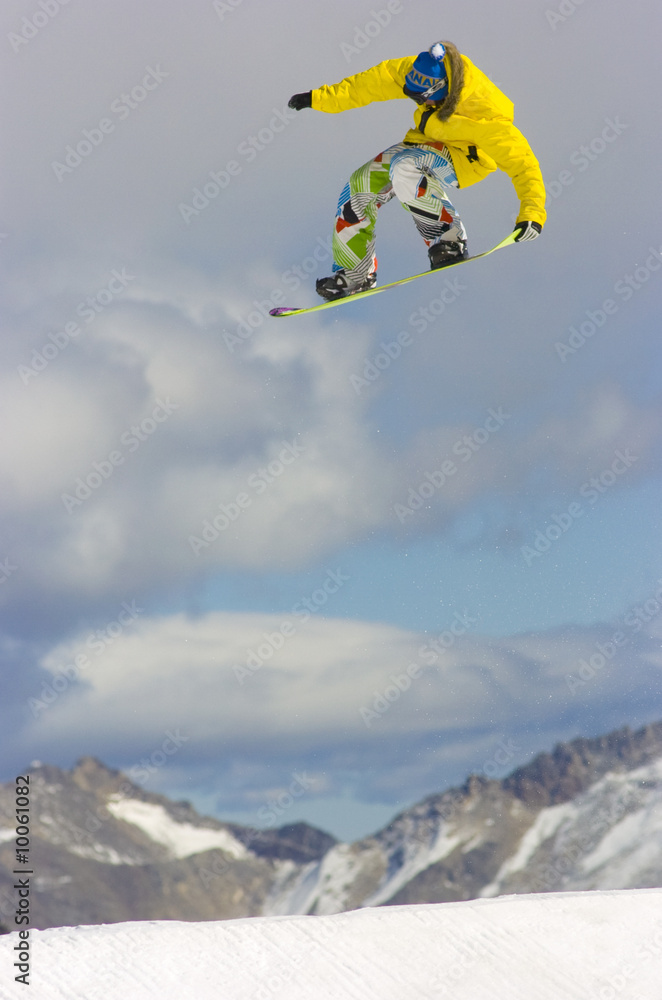 yellow snowboarder