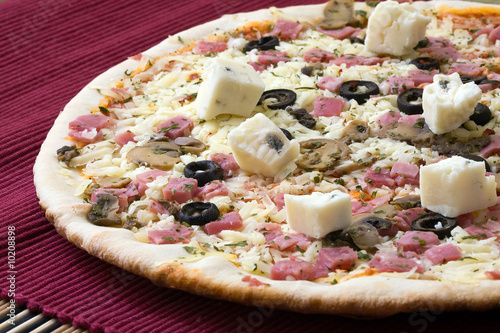 tasty gorgonzola cheese pizza