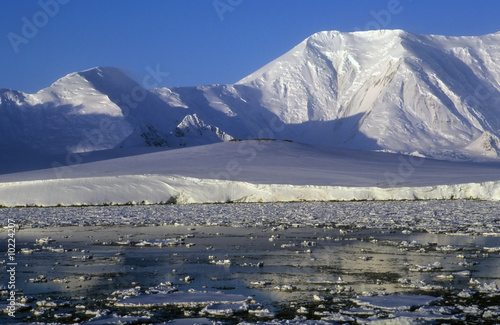 Panoramic view on antarctic snow mountains